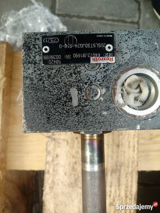 Kostka Rexroth K4072J91690 zawór rozdzielacz Części do maszyn budowlanych Kielce