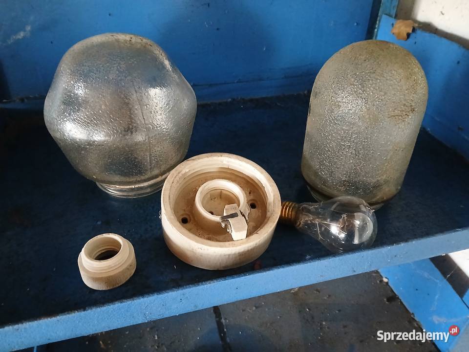 Lampa natynkowa PRL ceramika szklany klosz Ozorków sprzedam