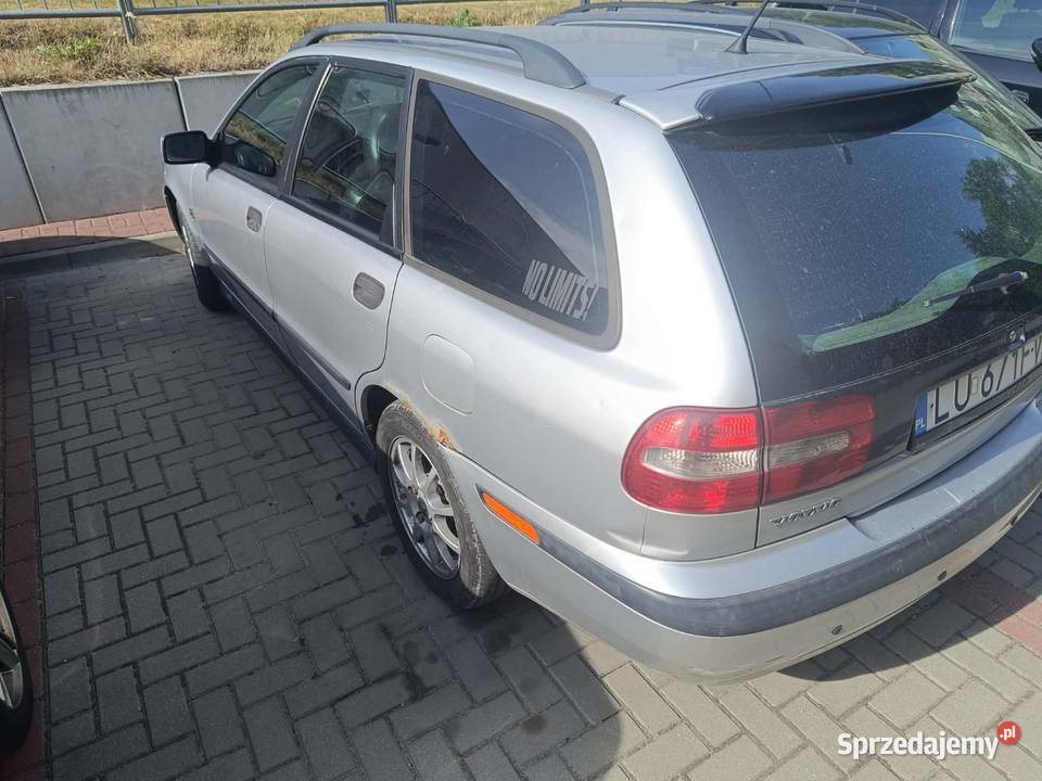 Volvo V40 20t t4 200 2001r Świdnik