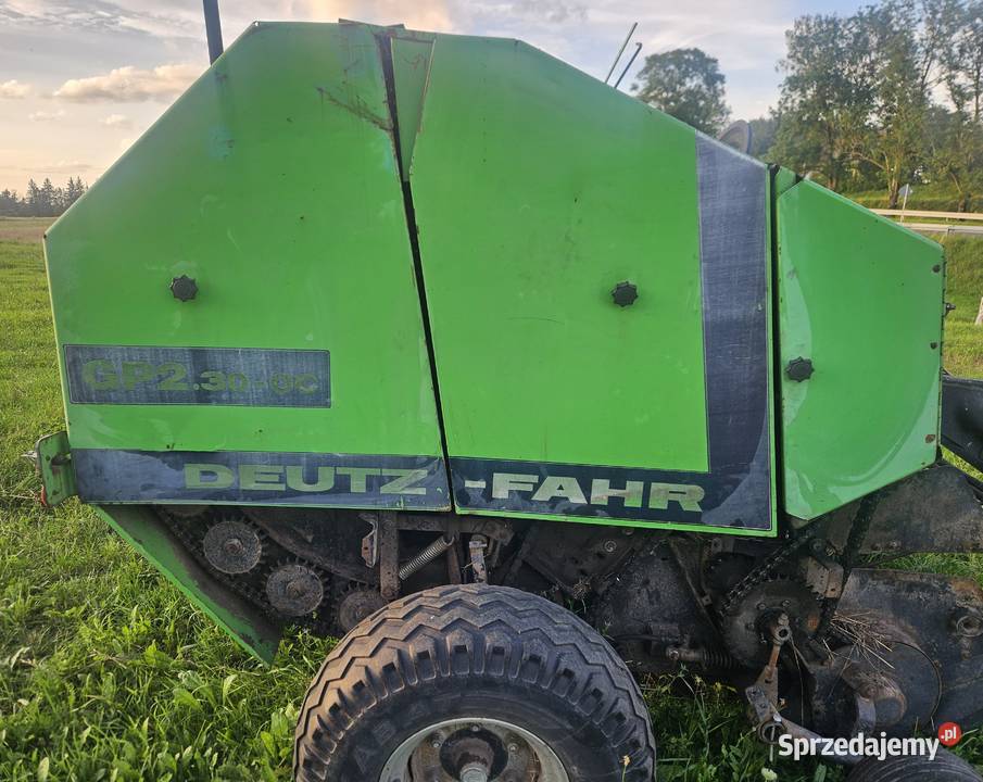 Prasę DeutzFahr 230 Augustów