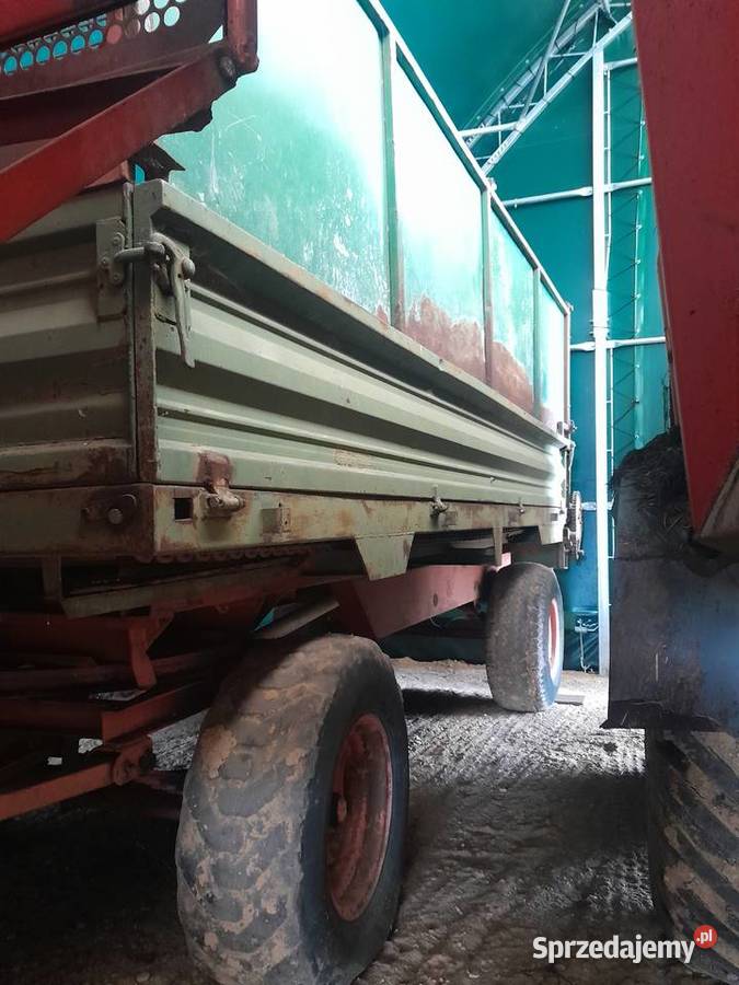 Rozrzutnik 8 tonowy krone przyczepa do kukurydzy Zimna