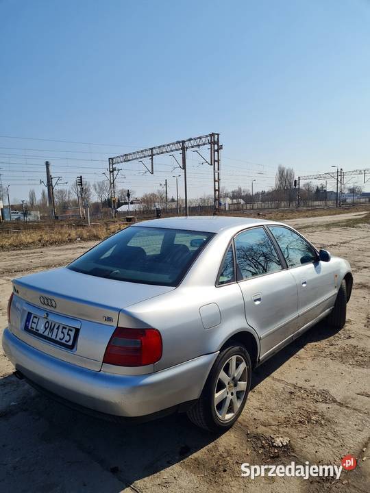 Audi a4b5 Sedan 18 LPG Automat 130 Przebiegu nieuszkodzony Tomaszów Mazowiecki