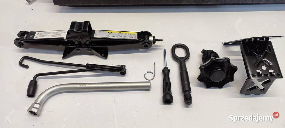 VW TIGUAN II STYROPIAN BAGAŻNIKA LEWAREK dolnośląskie