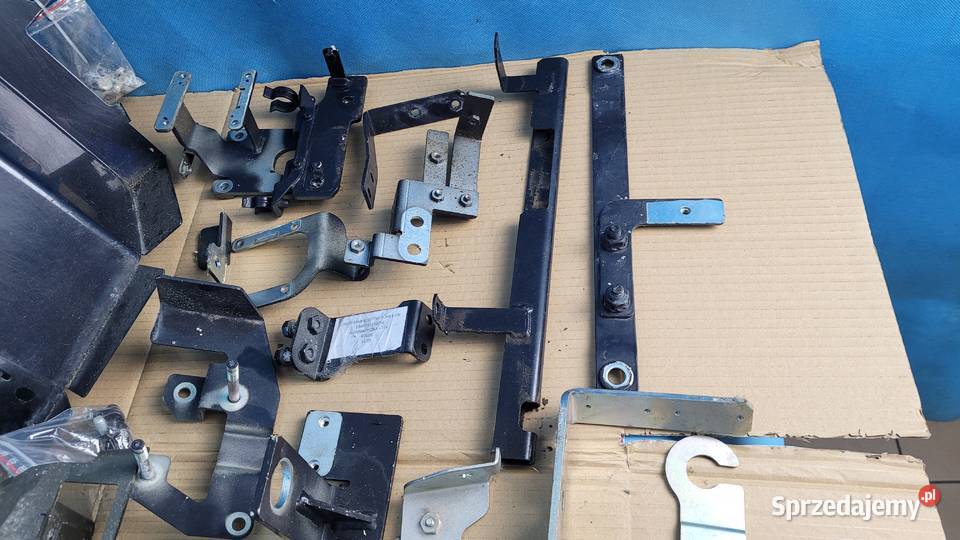 DEUTZFAHR 6130 TTV 19r UCHWYT MOCOWANIE STELAŻ Kolno