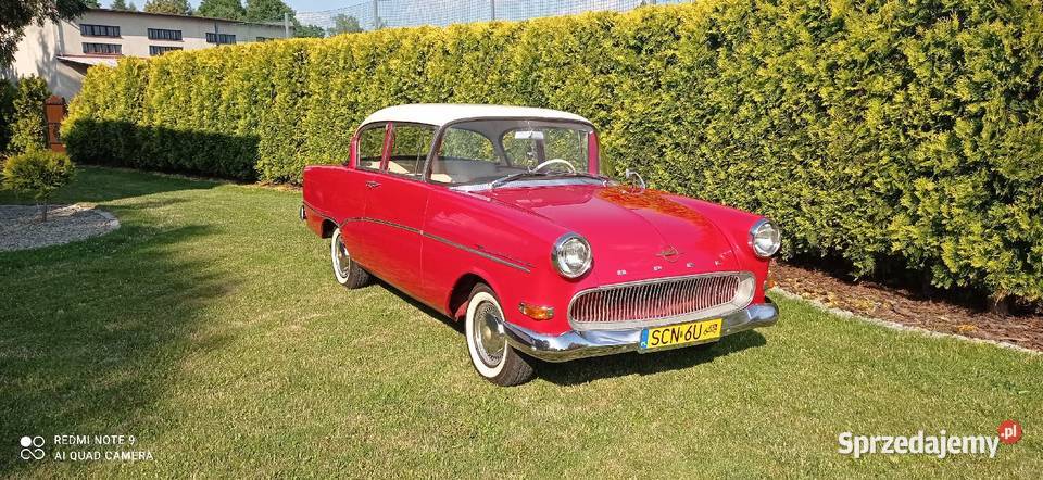 Opel Rekord z 1960 roku remoncie Strumień