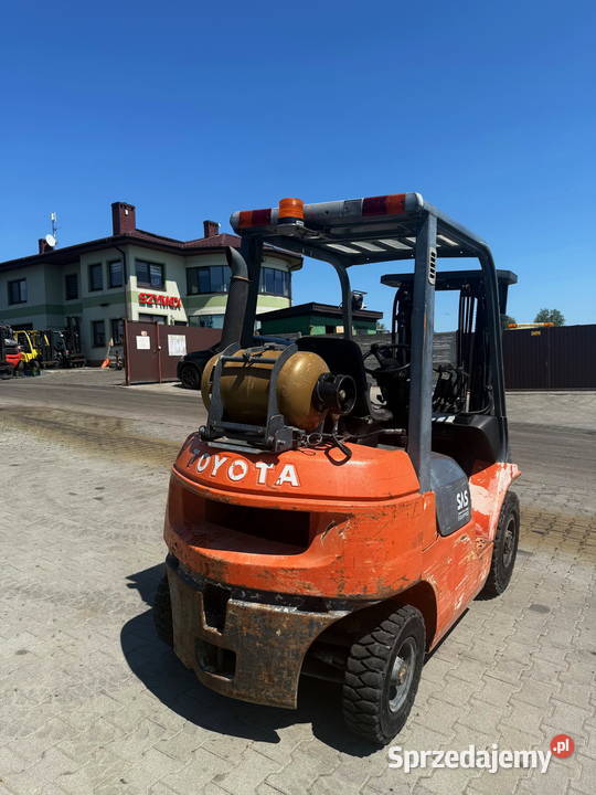 wózek widłowy TOYOTA 7FGF20 LPG 2000 Triplex łódzkie Działoszyn