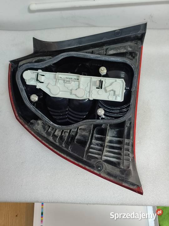 LAMPA TYLNA LEWA FORD FOCUS Skierniewice