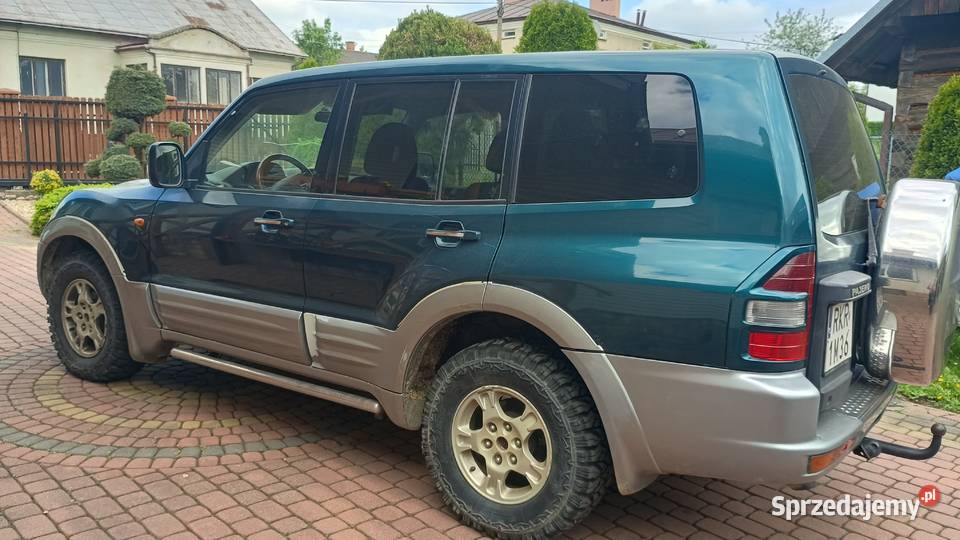 Sprzedam Mitsubishi Pajero 2001 diesel