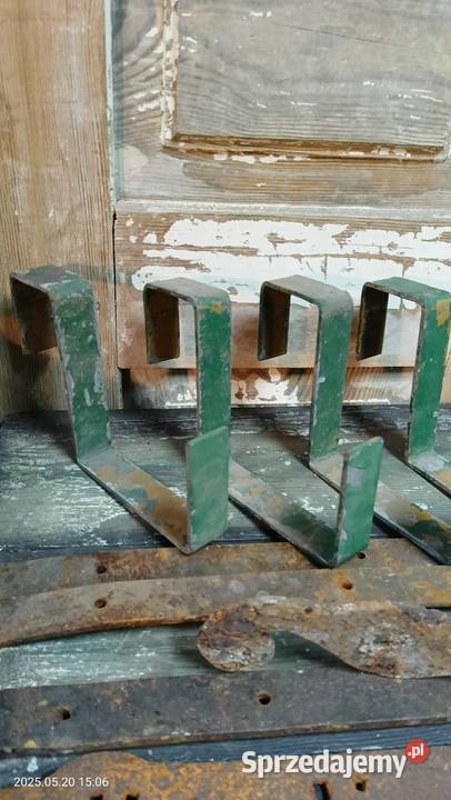 Stare metalowe uchwyty na doniczki Katowice