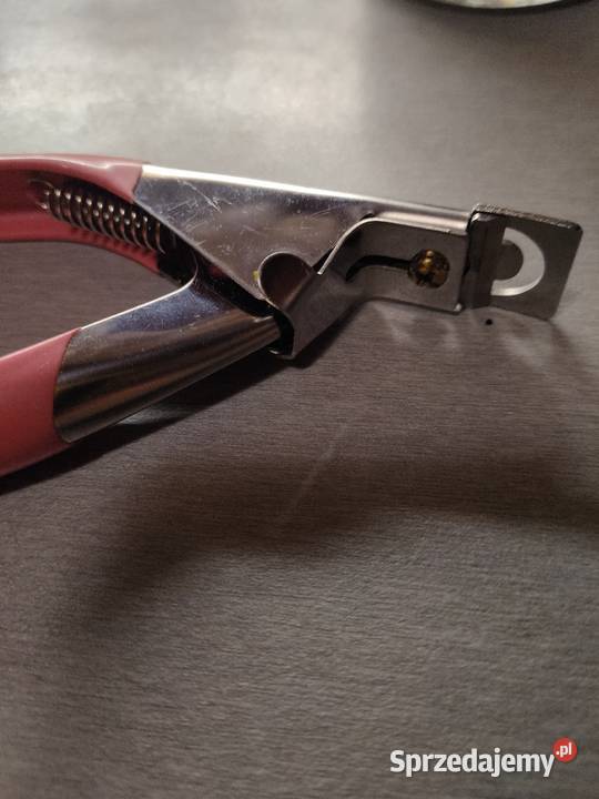 Obcinacz do paznokci sztucznych tipsów Szczecin