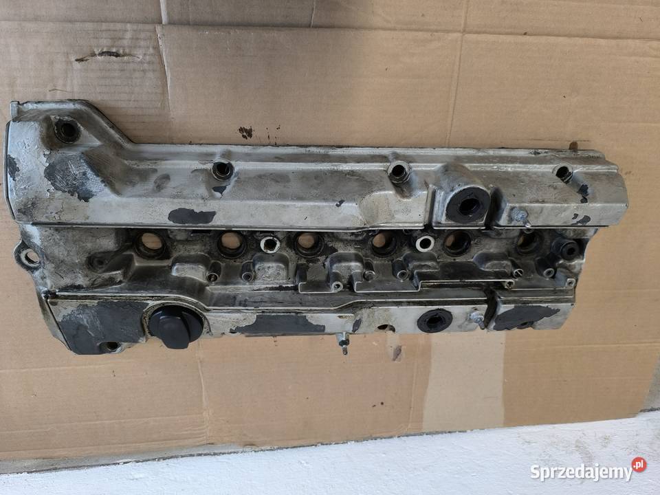 Pokrywa zaworów Mercedes M104 R129 W140 W202 osobowe
