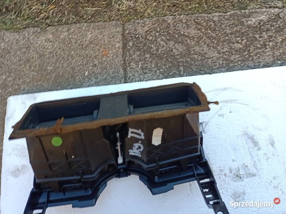 kratka nawiewu środkowa renault Megane II 2