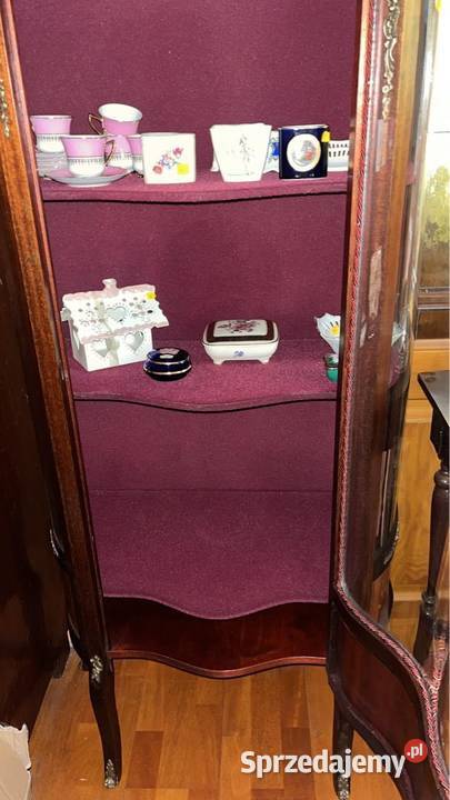 Serwantka Witrynka na porcelanę Figurki Cacuszka Gdańsk