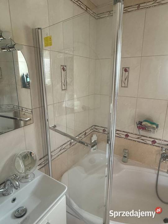 Parawan nawannowy szklany rozglądamy Piłka