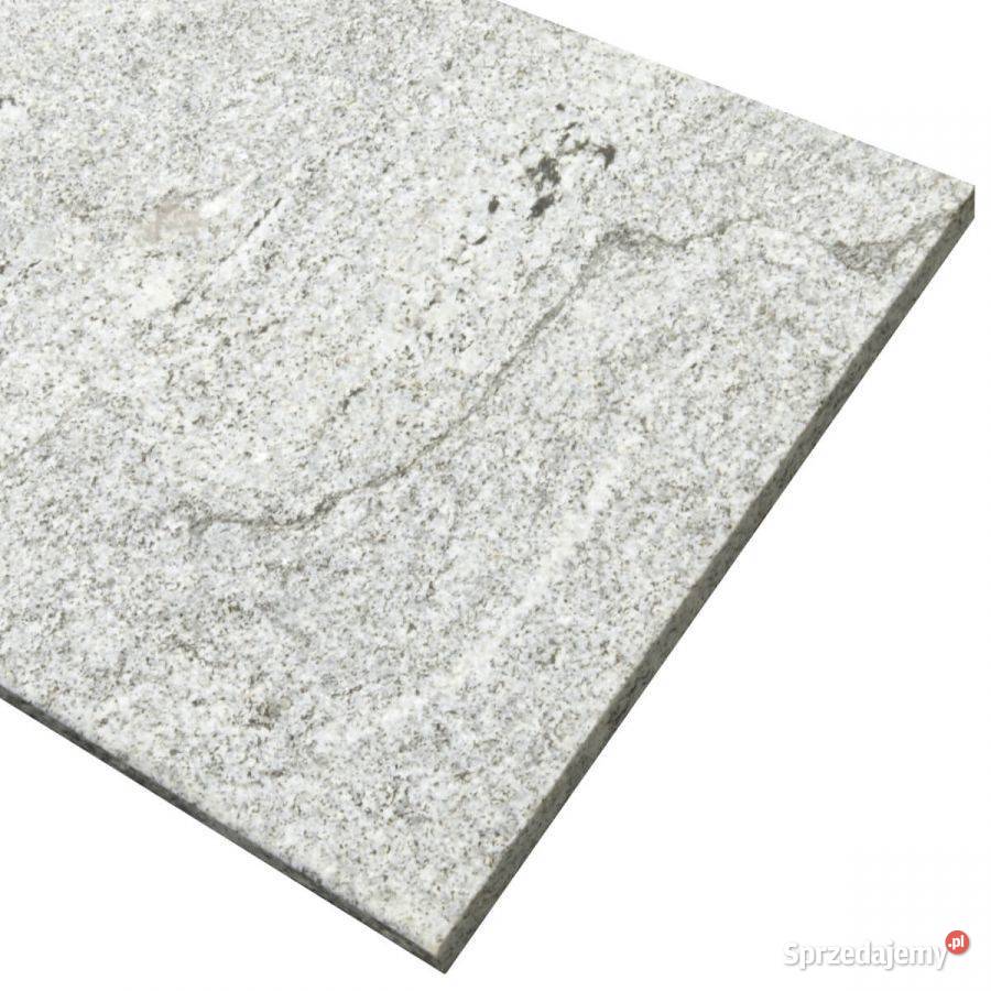 Stopień granitowy Royal Juparana płomieniowany