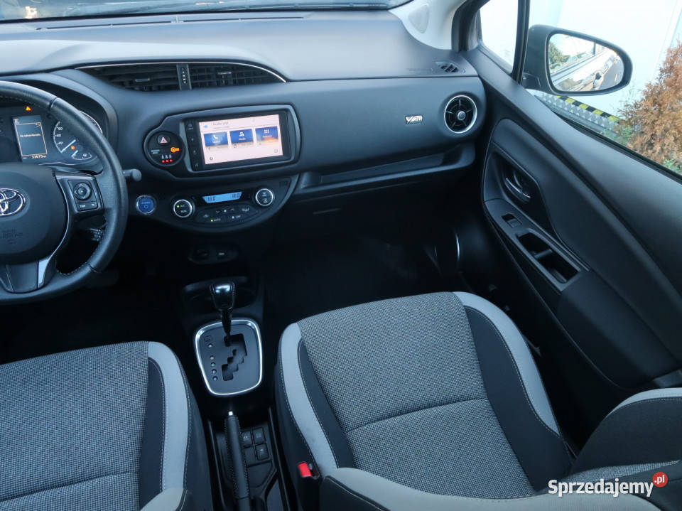 Toyota Yaris 15 Hybrid
