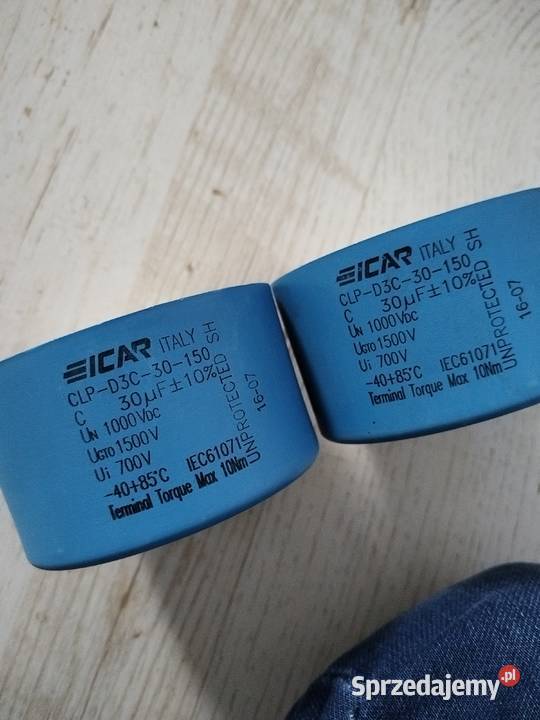 Icar kondensatory 2 sztuki warmińsko-mazurskie Nowe Miasto Lubawskie