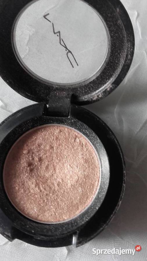 TRZY KANADYJSKIE CIENIE DO POWIEK MAC Piła