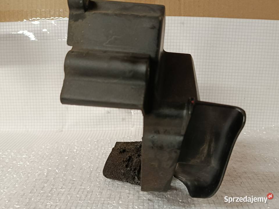 Yamaha R1 RN 12 osłona zębatki przód Warszawa