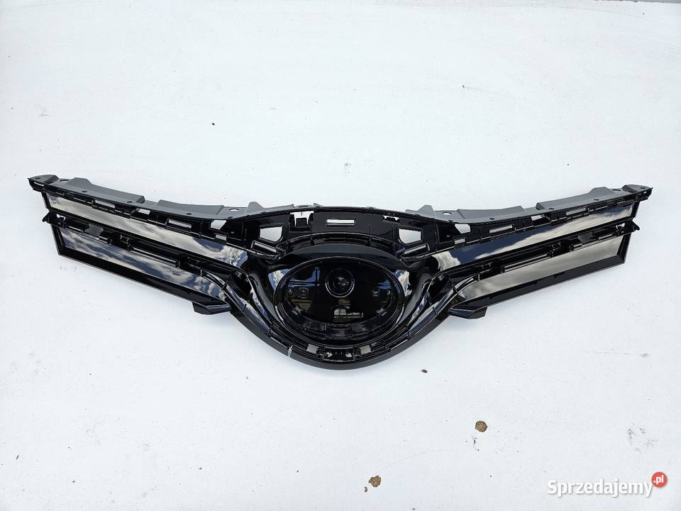 TOYOTA YARIS III 3 LIFT 1417 GRILL ATRAPA Międzychód