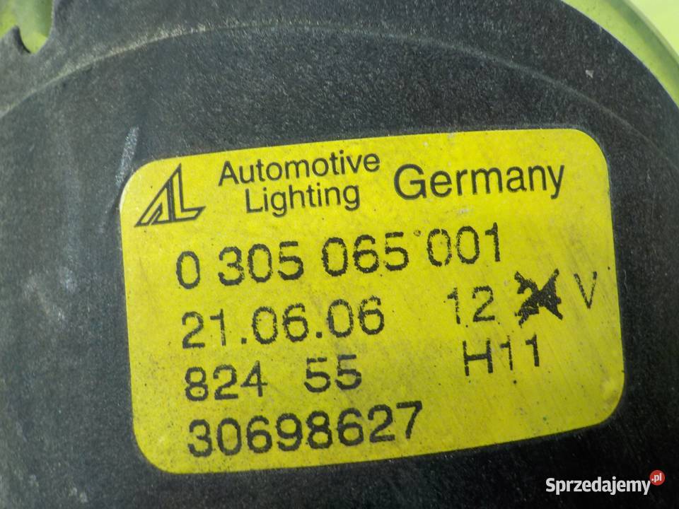 VOLVO C70 II 24 D AUT 07r 2D halogen lewy Suków sprzedam