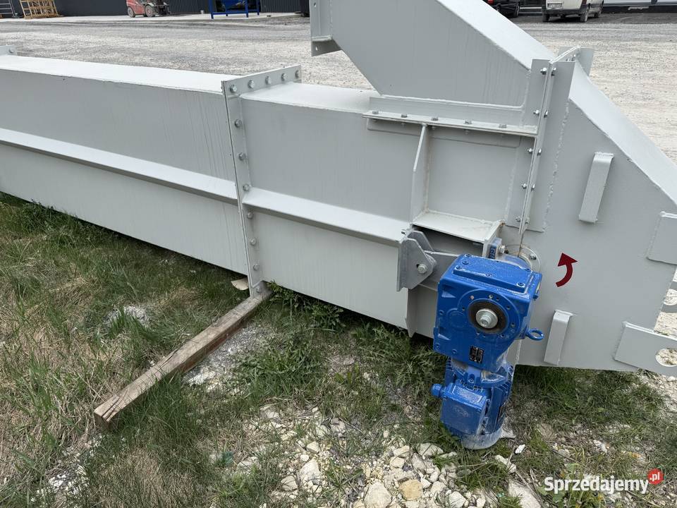 Podajnik kubełkowy ok 5 m łódzkie Działoszyn sprzedam