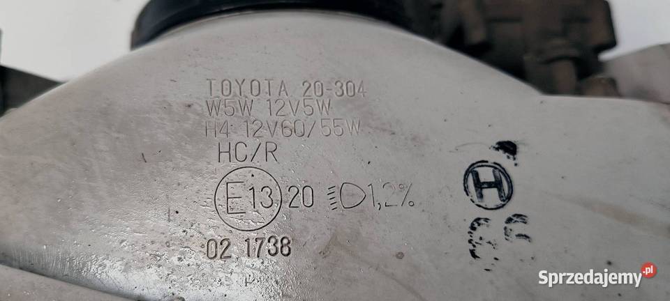 LAMPA PRAWA PRZÓD TOYOTA CARINA Lipno
