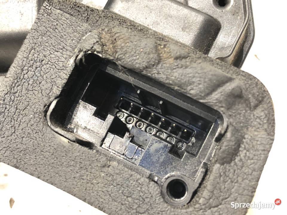 ZAMEK DRZWI LEWY PRZÓD SKODA RAPID Hatchback