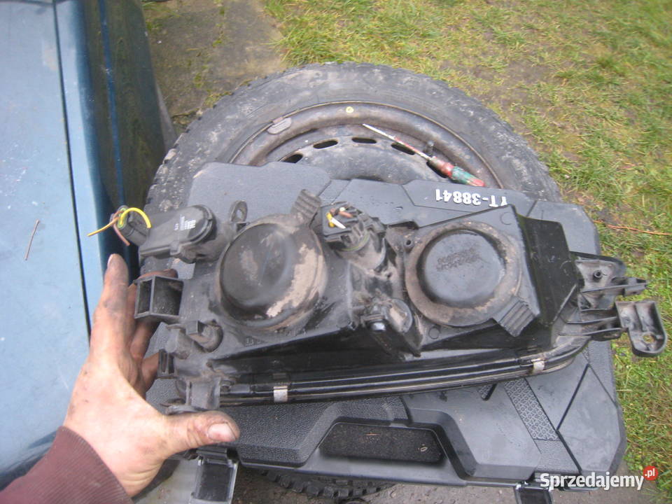 Lampa przednia prawa reflektor ori carello Opel Kraków