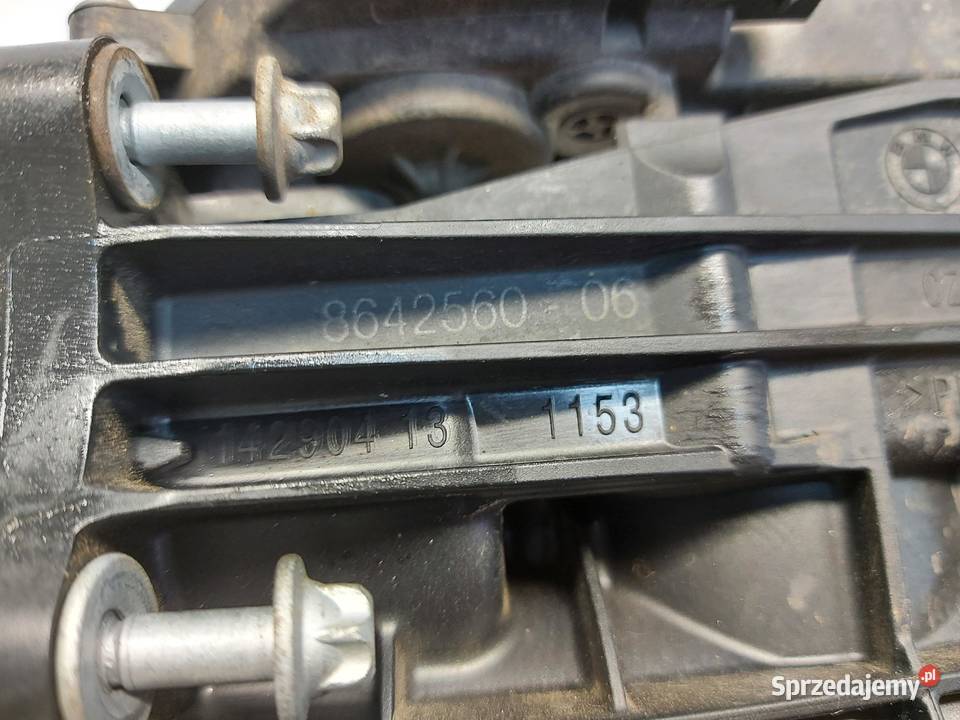 BMW G21 G20 Kombi 330e obudowa króciec