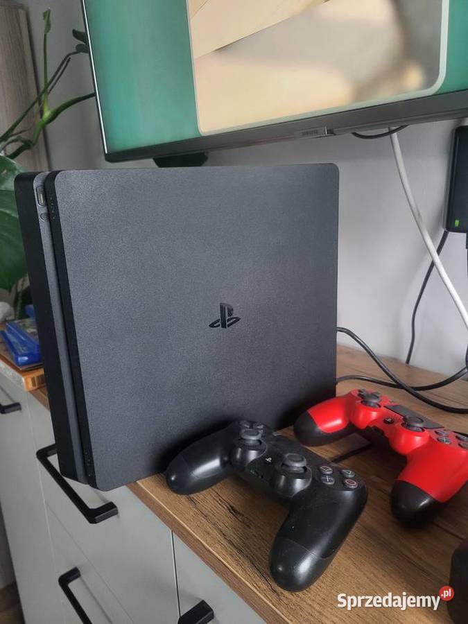 Sprzefam konsolę 4 Zalesna sprzedam