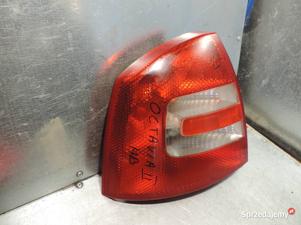 LAMPA LEWA TYŁ TYLNA SKODA OCTAVIA II 2 HB