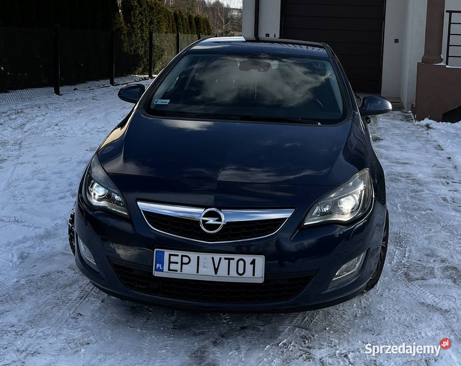 Opel Astra J 14 T 120 NISKI PRZEB BEZWYPAD Gorzkowice