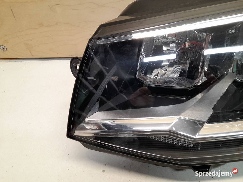 VOLKSWAGEN VW T6 LAMPA PRZEDNIA PRZÓD LEWA Goleniów