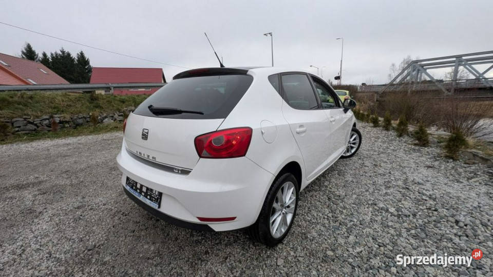 Seat Ibiza GT 12 MPI Lift IV 2008 światła przeciwmgielne Kamienna Góra