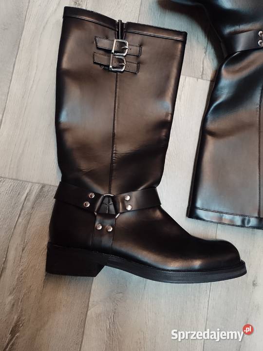 42 Public Desire Czarne Kozaki oficerki Kraków