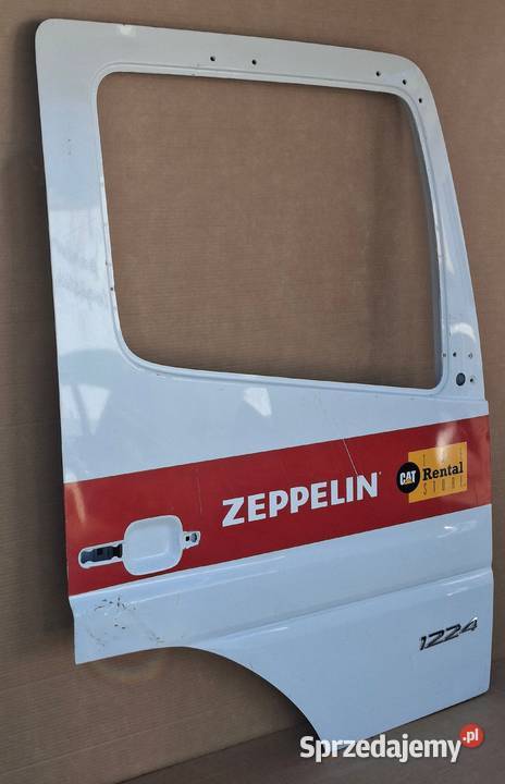 MERCEDES ATEGO DRZWI PRAWE ORYGINAŁ A9737201005 Bieleń