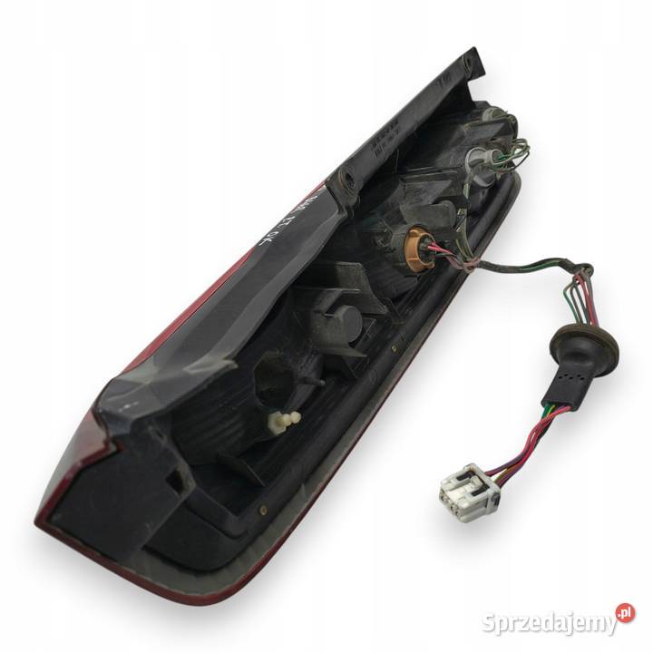 LAMPA PRAWA Nissan XTrail T30 20002007 tylna Lampy tylne lubelskie Chełm