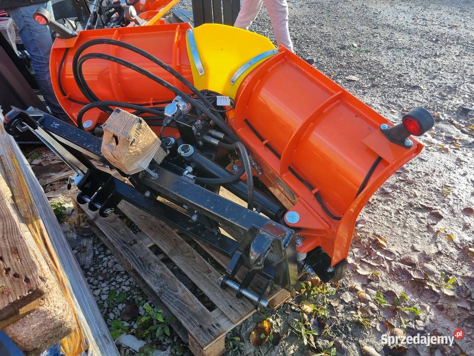 Pług do śniegu strzałkowy drogowy pilot 20m Olesno sprzedam