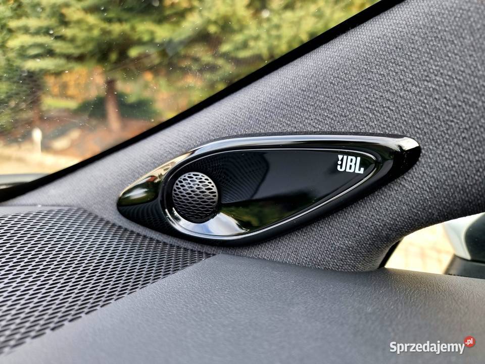 Toytota Corrolla 20 Hybrid 196 Kombi nieuszkodzony Skała