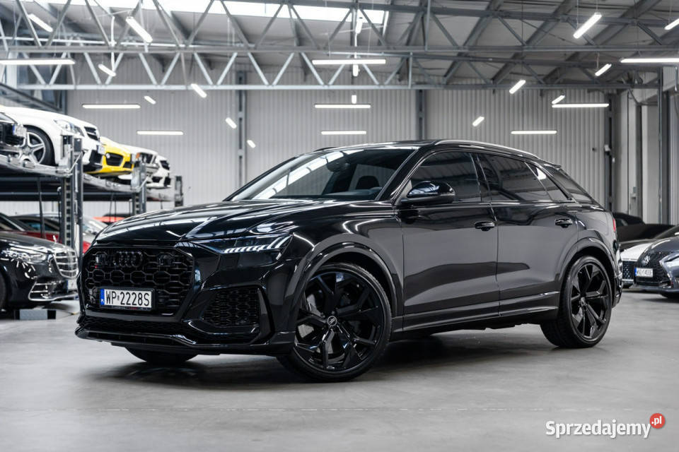 Audi RS Q8 600 Specyfikacja 852 000 Gwarancja bluetooth Węgrzce