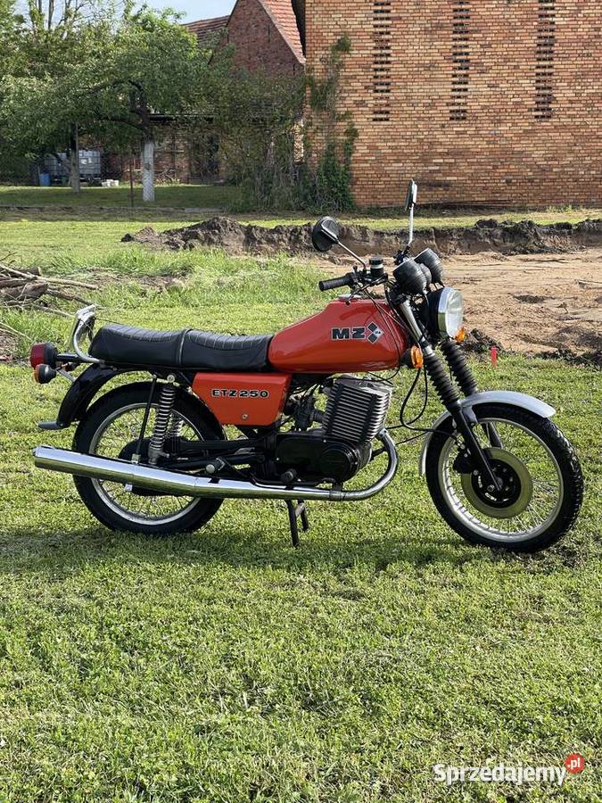 MZ Etz 250 Rudno