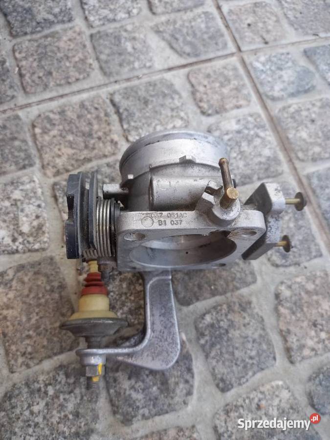 Przepustnica VW 037061AC Rok produkcji 1989 Sokółka sprzedam