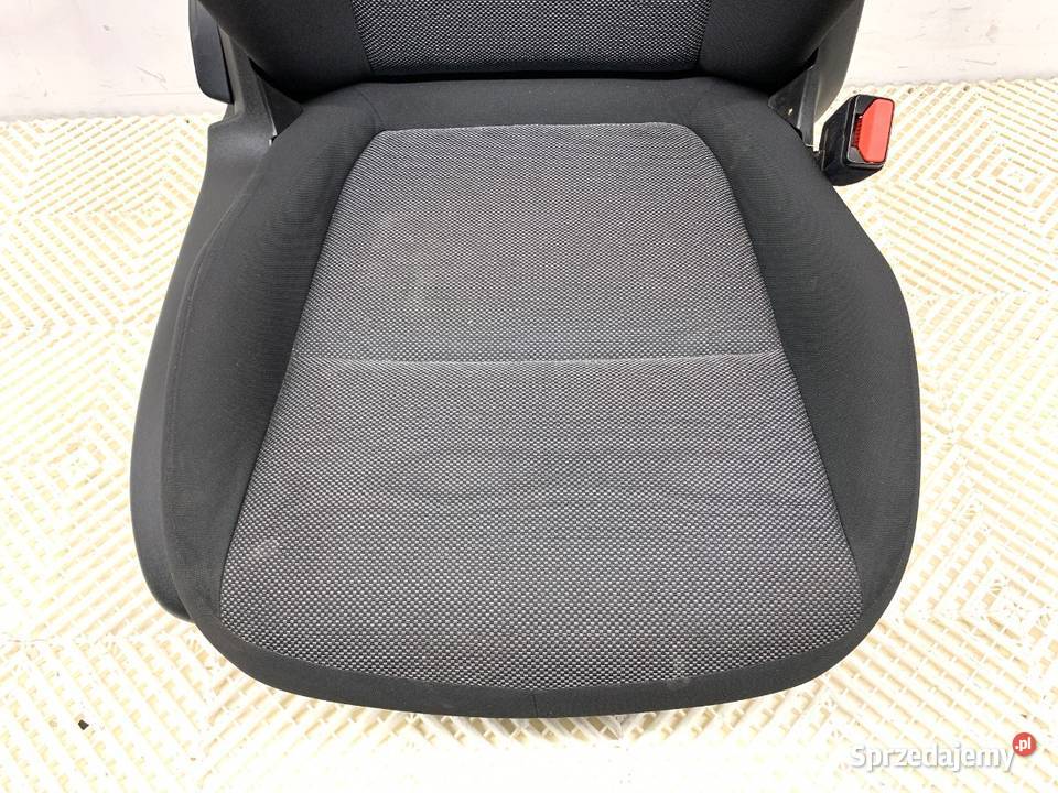 FOTEL PRAWY PRZÓD FIAT TIPO Kombi SIEDZENIE