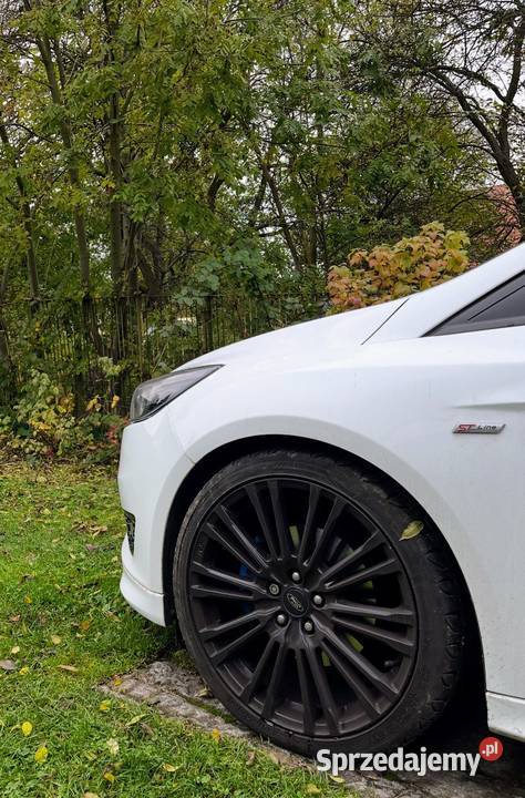 Ford Focus MK3 STline bezwypadkowy polski salon wielofunkcyjna kierownica