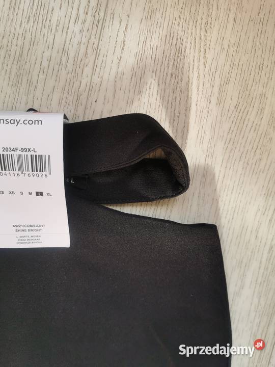 Spódniczka z wycięciem Kraków