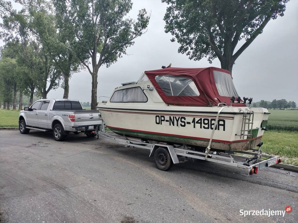 TRANSPORT ŁODZI MOTOROWYCH I JACHTÓW holowanie Wrocław