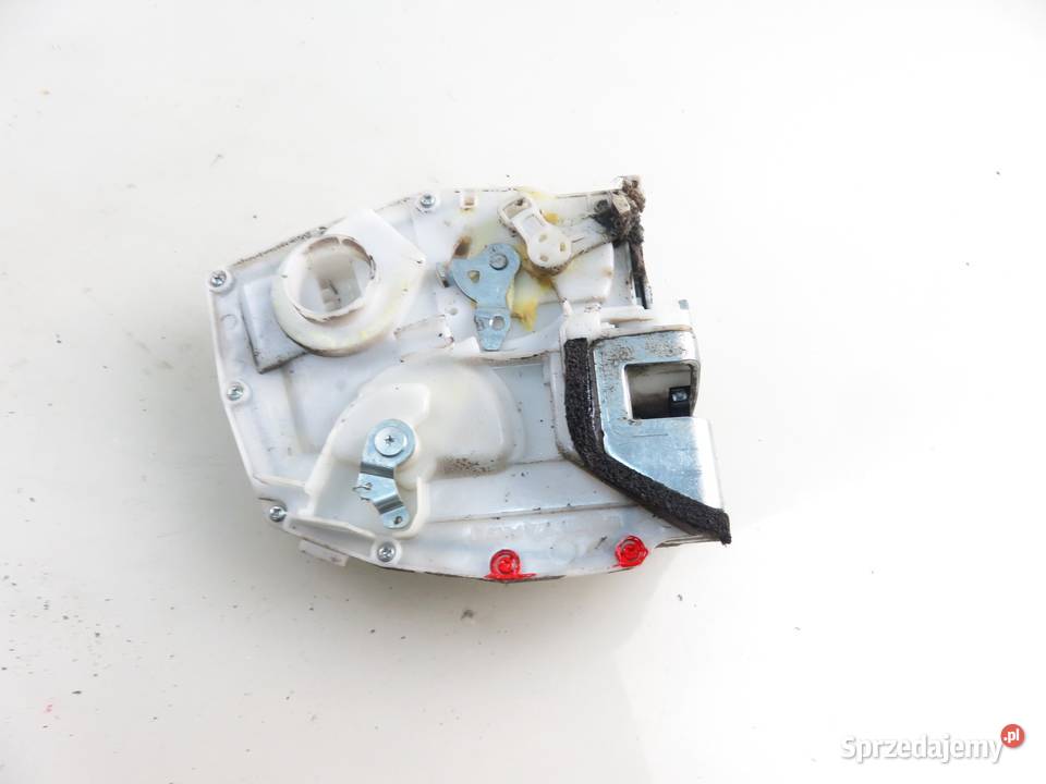 ZAMEK LEWY TYLNY SUZUKI SWIFT MK6 2 PIN osobowe