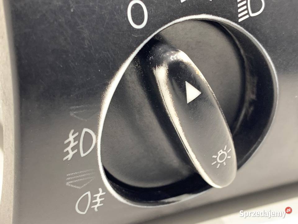 WŁĄCZNIK ŚWIATEŁ AUDI A6 C5 4B1941531B 9705 osobowe