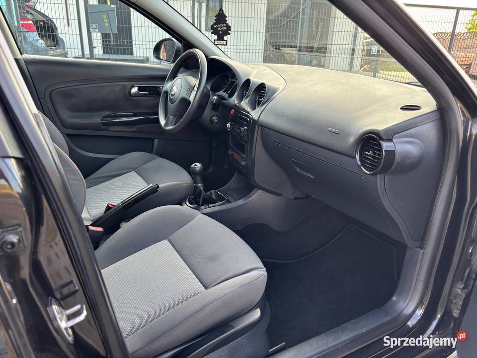 Seat Ibiza 14 Benzyna 5Drzwi 2005r Zamiana łódzkie Tomaszów Mazowiecki sprzedam